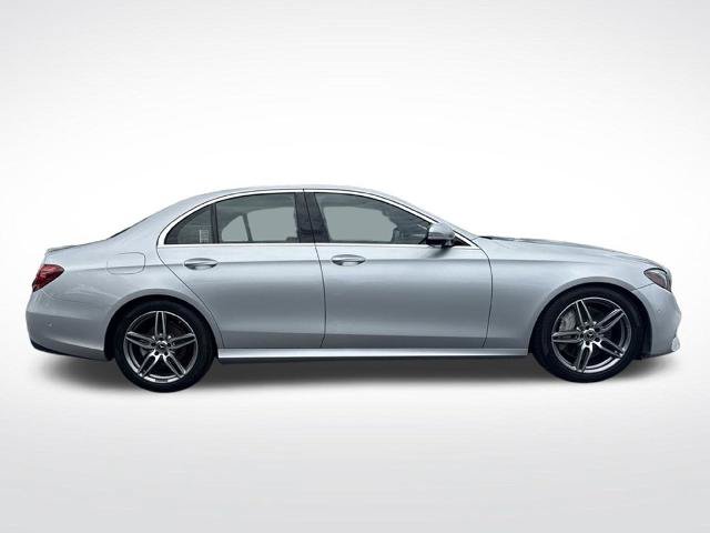 Used 2019 Mercedes-Benz E 300 image 4