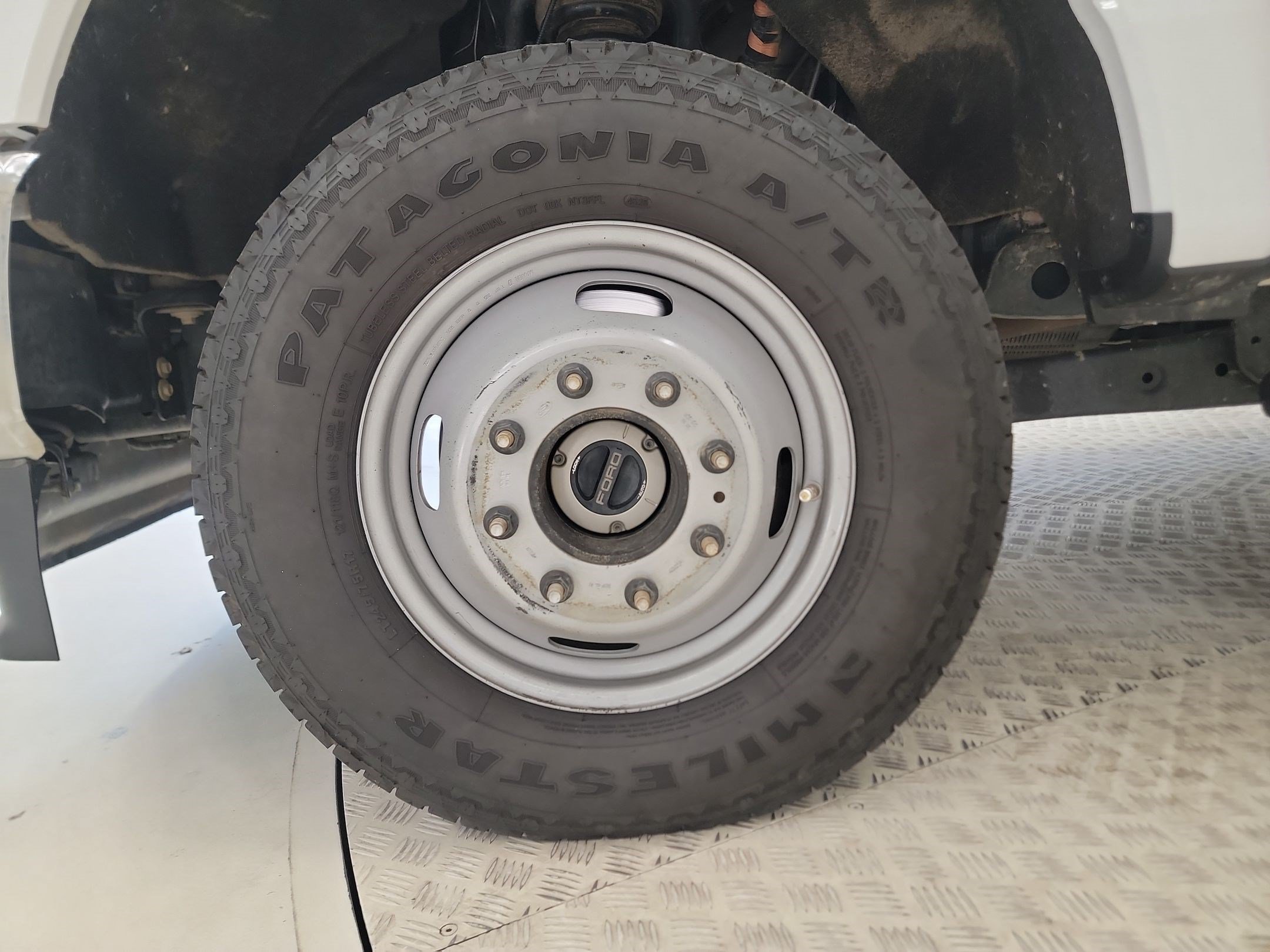 Certified 2025 Ford F350 XLT w/ FX4 Off-Road Package AWD/4WD image 10