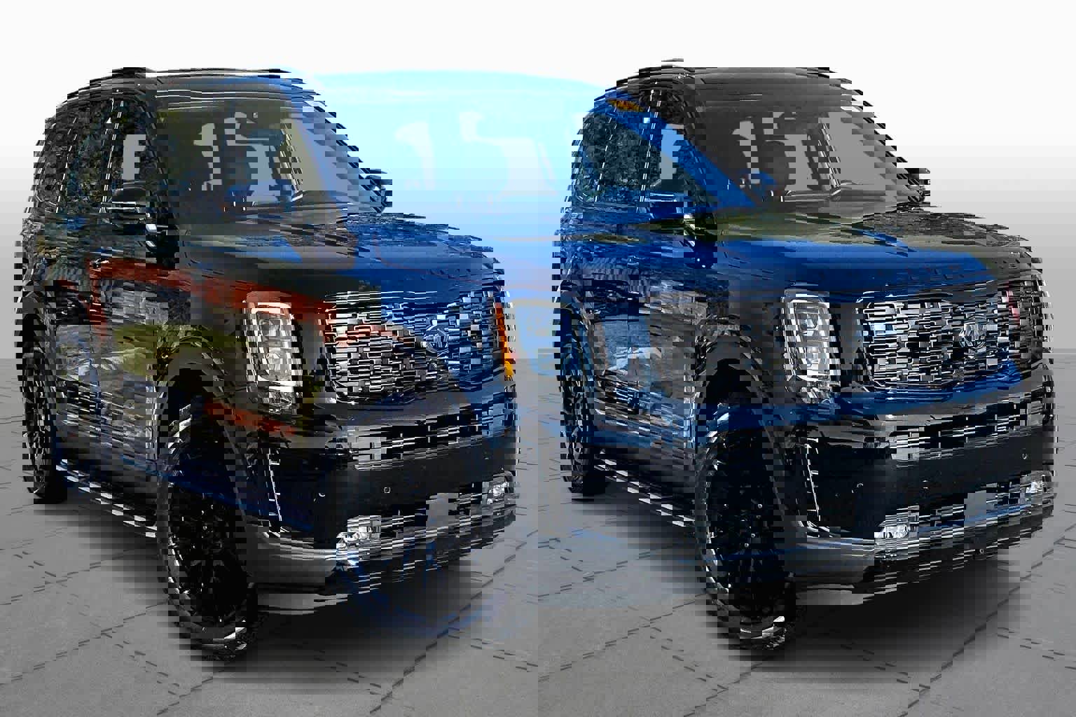 Used 2021 Kia Telluride SX w/ SX Prestige Package image 5