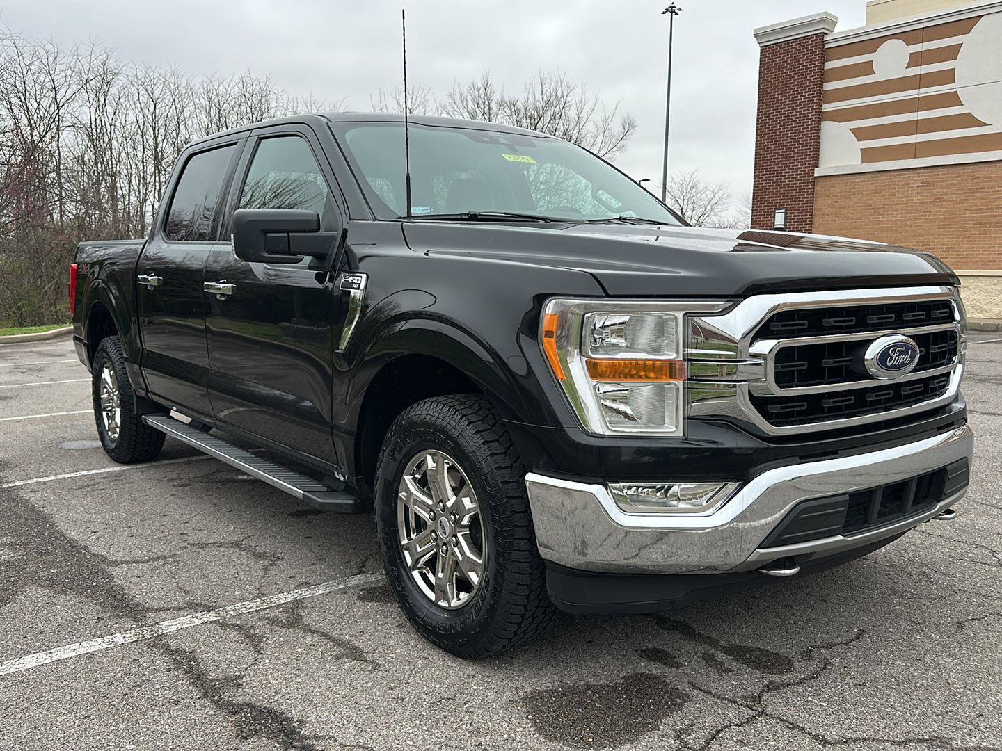 Certified 2021 Ford F150 XLT w/ Equipment Group 301A Mid AWD/4WD image 7