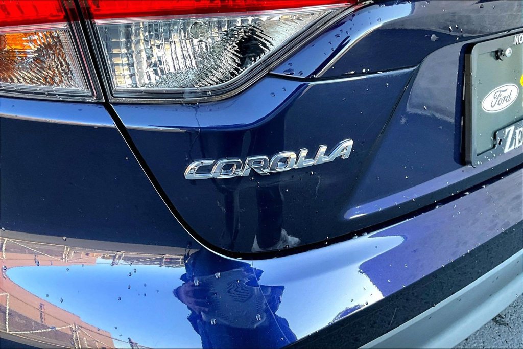 Used 2024 Toyota Corolla LE FWD image 8