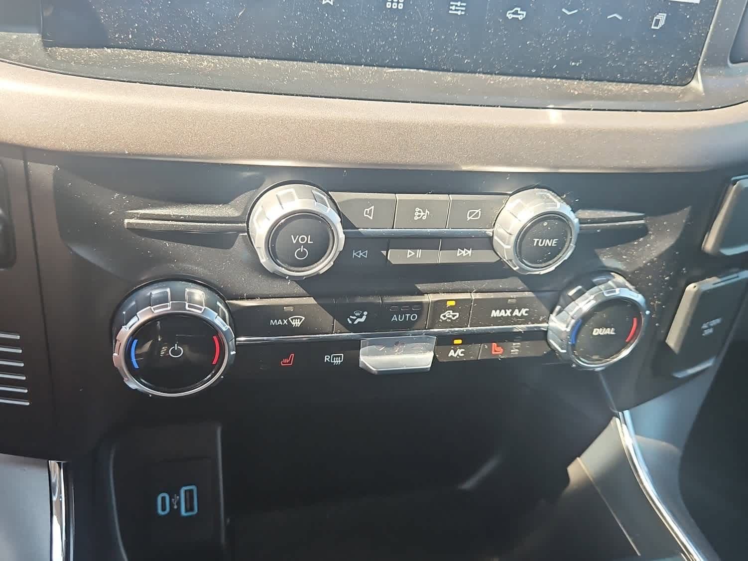 Certified 2024 Ford F150 Lightning XLT image 19