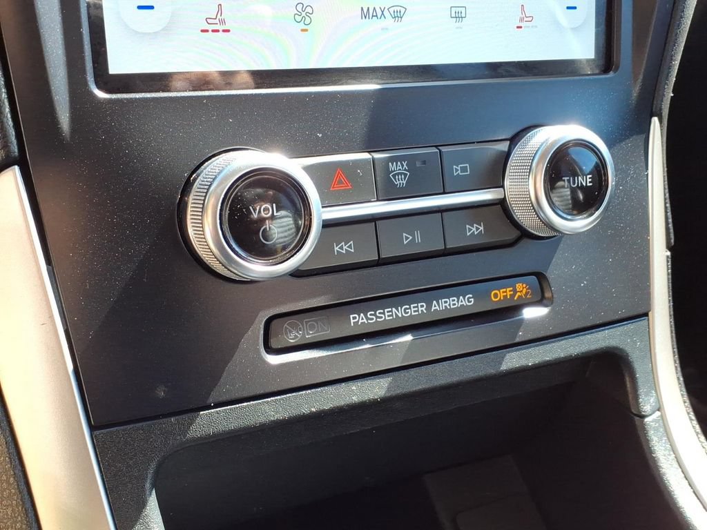 Certified 2024 Ford Edge SEL AWD/4WD image 23