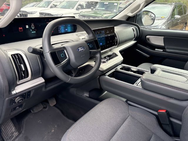 Certified 2025 Ford Expedition Max Active AWD/4WD image 12