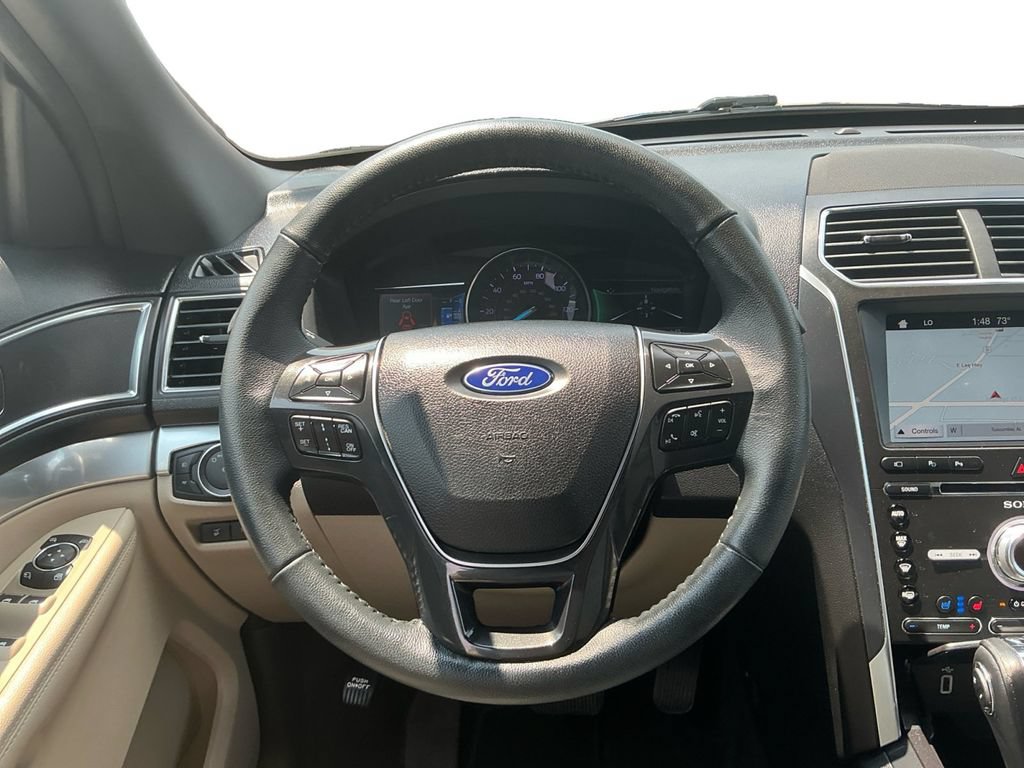 Certified 2018 Ford Explorer Limited w/ Equipment Group 301A FWD image 18