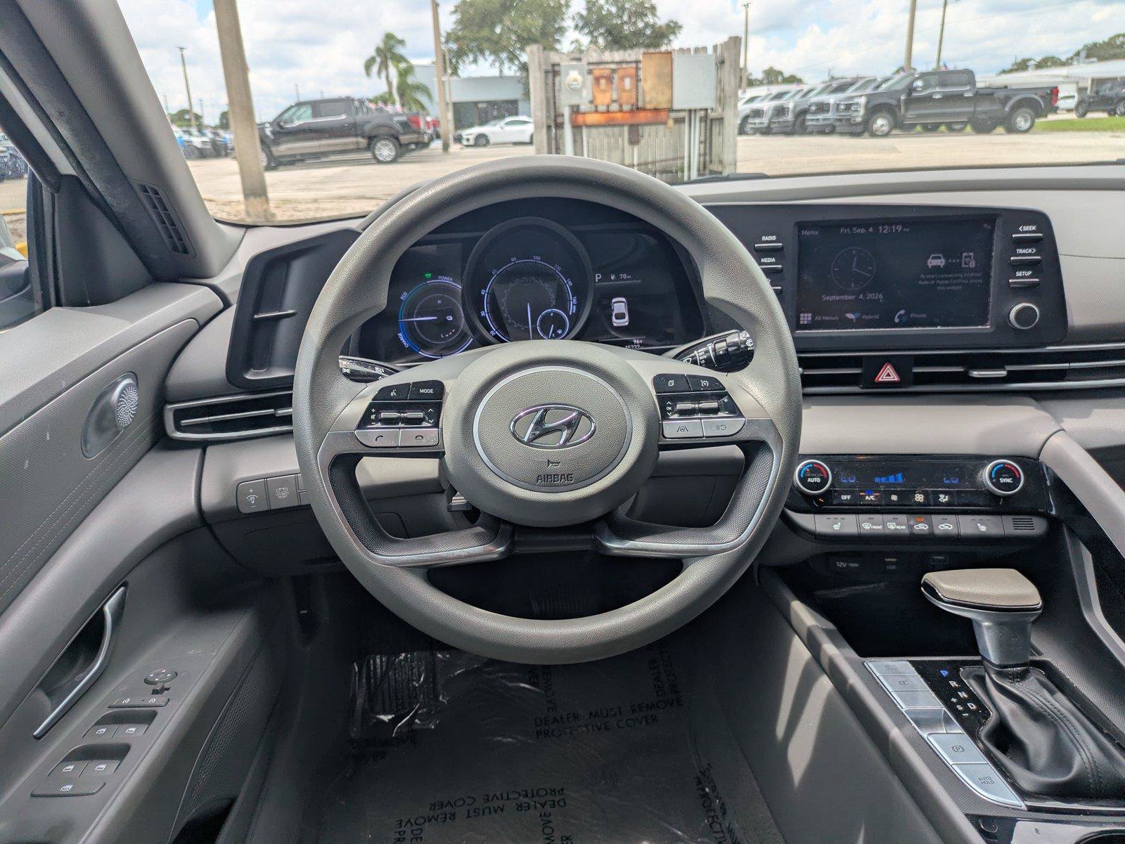 Used 2021 Hyundai Elantra Blue w/ Cargo Package FWD image 17