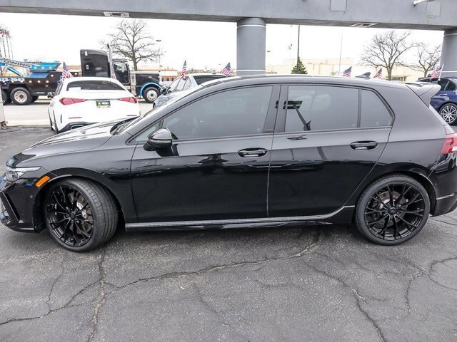 Used 2025 Volkswagen Golf R AWD/4WD image 3
