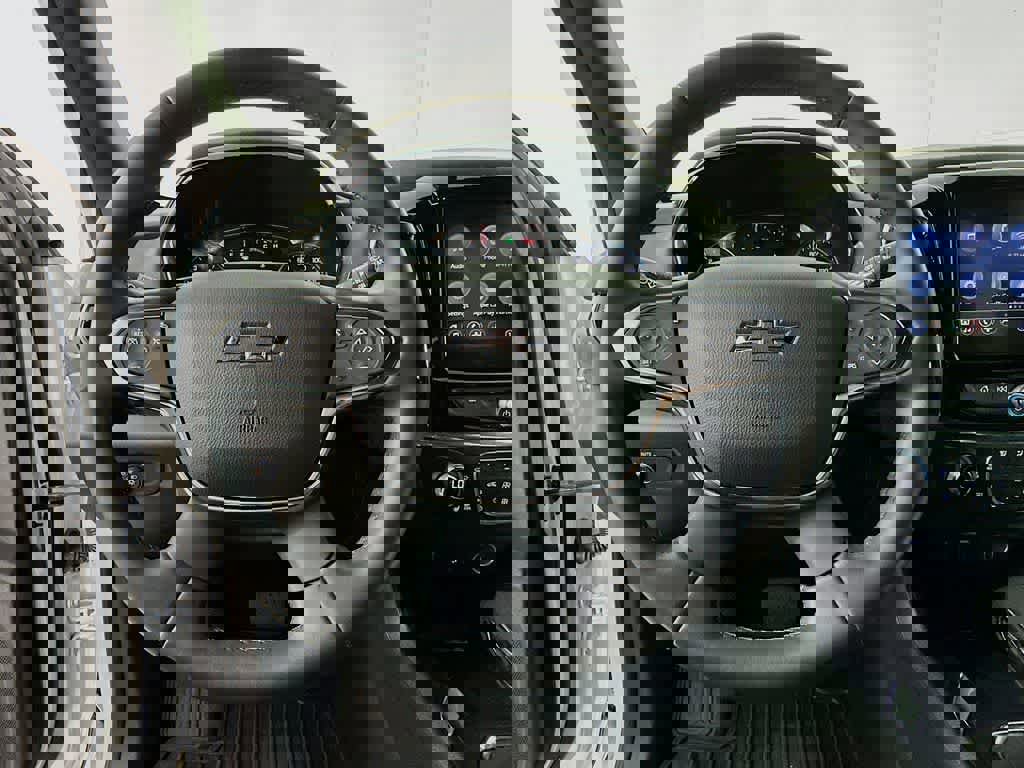 Used 2023 Chevrolet Traverse LT w/ Midnight/Sport Edition image 19