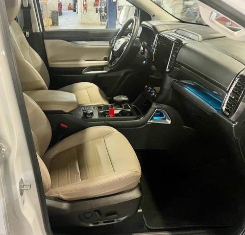 Certified 2024 Ford Ranger Lariat w/ FX4 Off-Road Package image 11