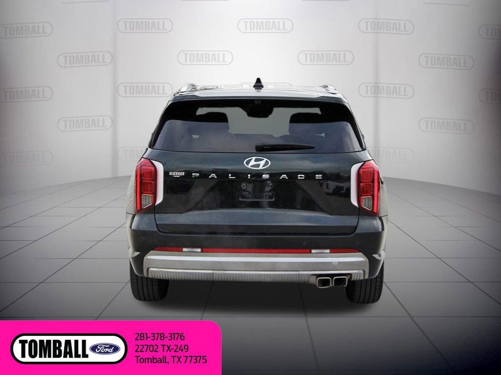 Used 2024 Hyundai Palisade Calligraphy image 4