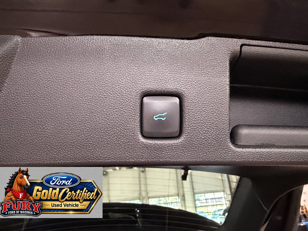 Certified 2025 Ford Escape Platinum AWD/4WD image 23