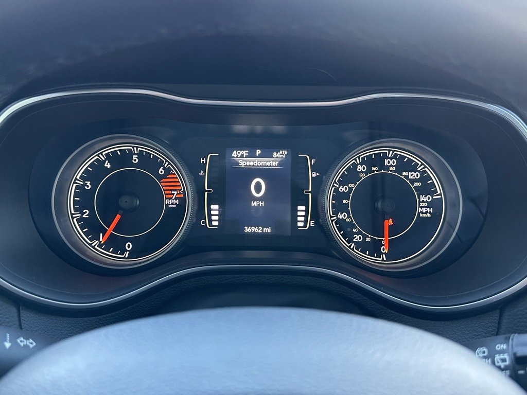 Used 2021 Jeep Cherokee Latitude Plus image 24