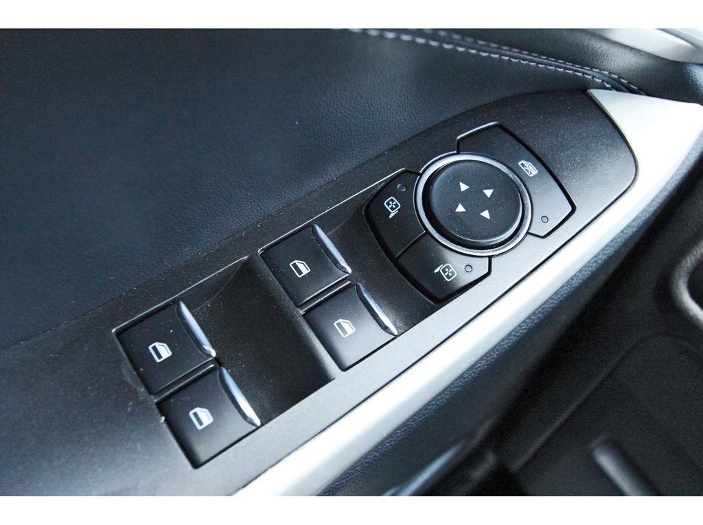 Certified 2023 Ford Explorer XLT w/ Equipment Group 202A image 19