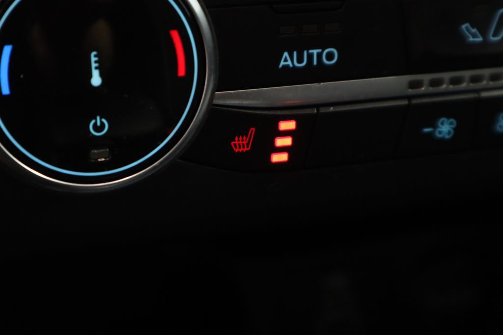 Certified 2025 Ford Escape Active w/ Cold Weather Package image 11