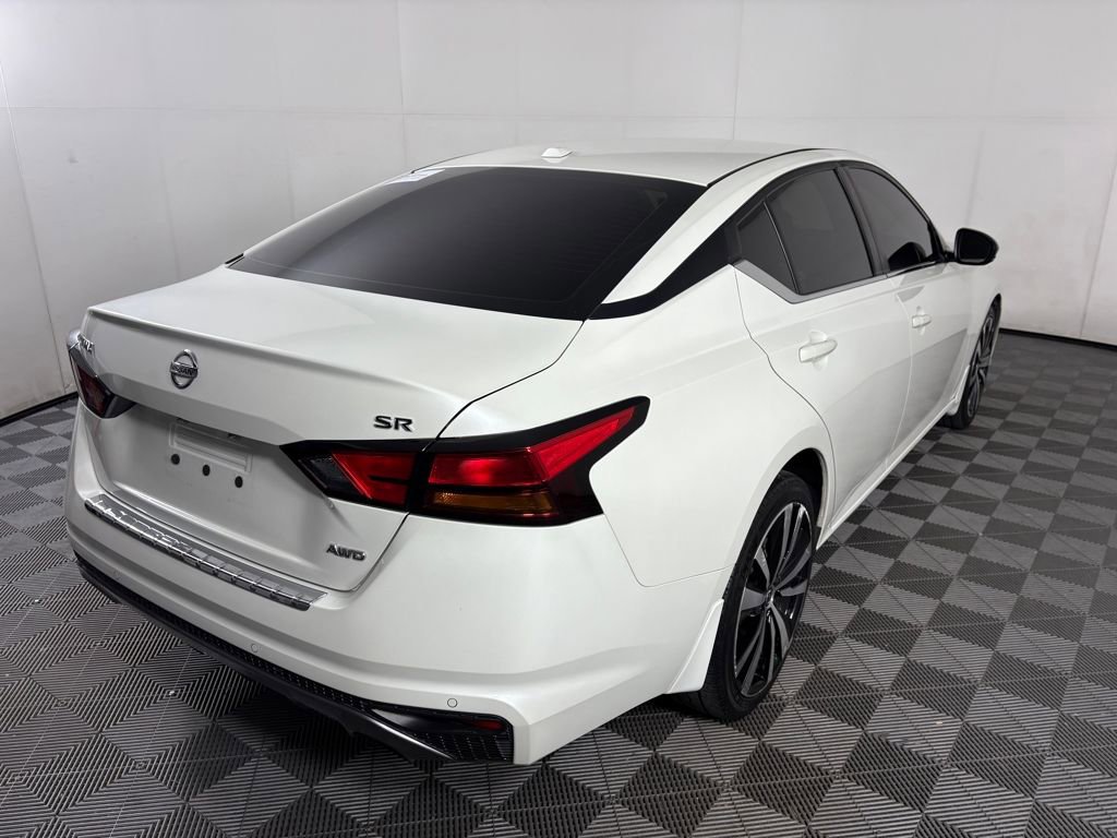 Used 2020 Nissan Altima 2.5 SR w/ Premium Package image 5