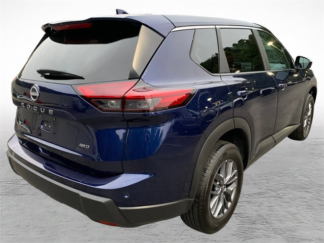 Used 2026 Nissan Rogue SV AWD/4WD image 2