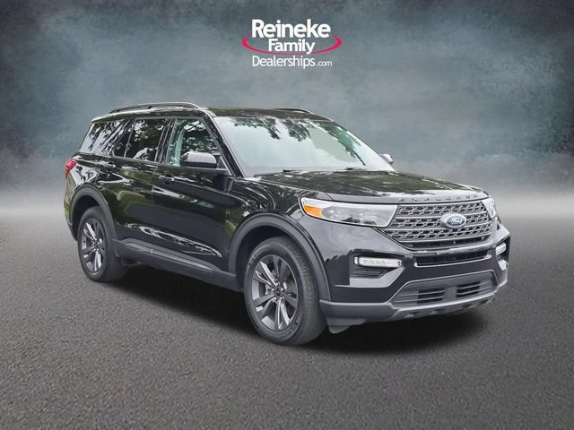 Certified 2024 Ford Explorer XLT w/ Equipment Group 202A AWD/4WD image 3