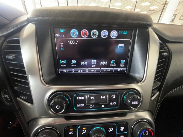 Used 2019 Chevrolet Suburban Premier AWD/4WD image 21