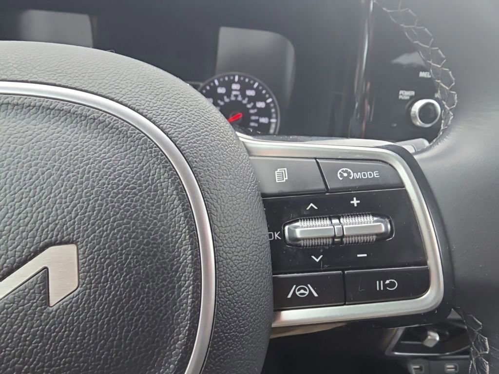 Used 2022 Kia Sorento S image 17