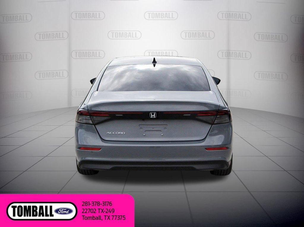 Used 2025 Honda Accord SE image 7