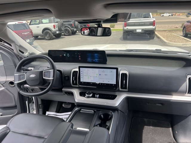 Certified 2025 Ford Expedition Active image 25