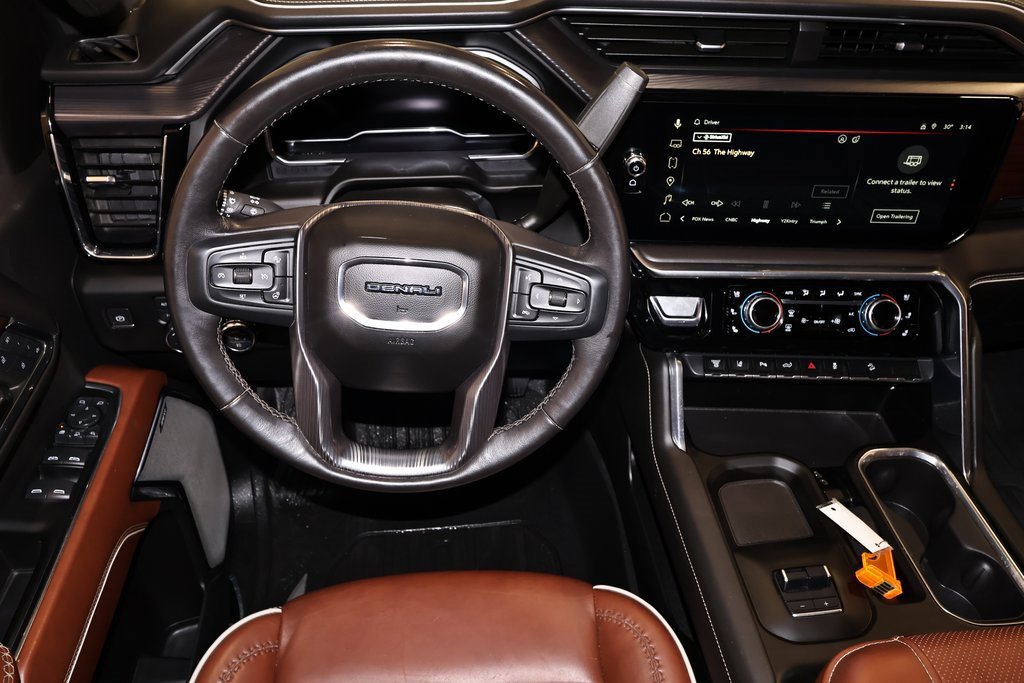 Used 2024 GMC Sierra 3500 Denali Ultimate image 24