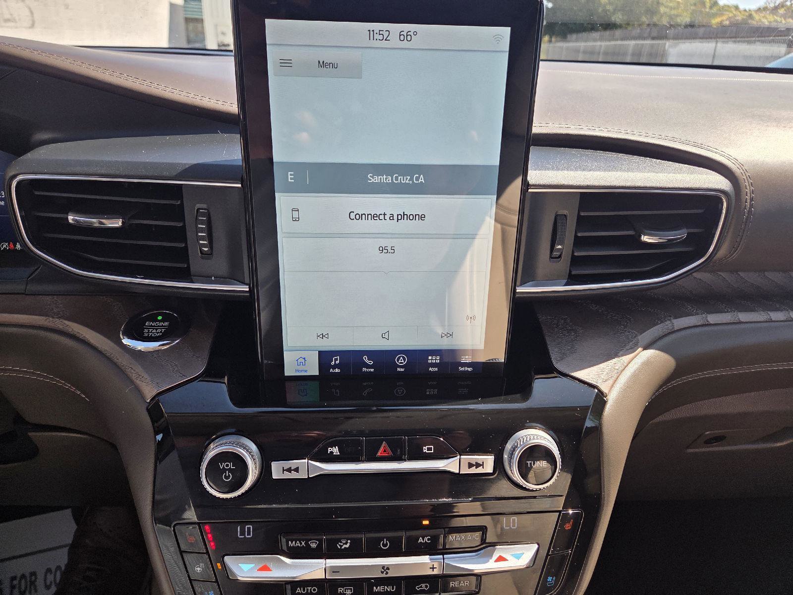 Certified 2021 Ford Explorer Platinum w/ Equipment Group 601A image 22