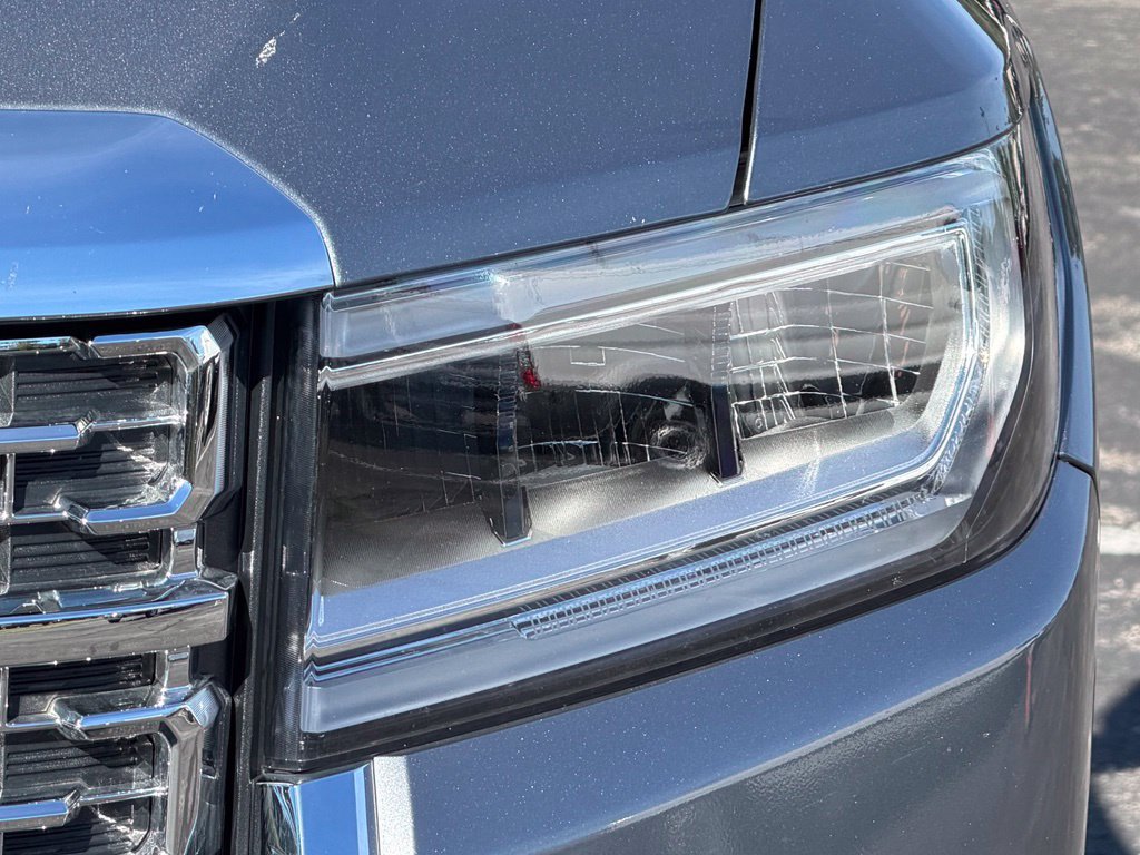 Used 2020 GMC Acadia Denali w/ Technology Package AWD/4WD image 5