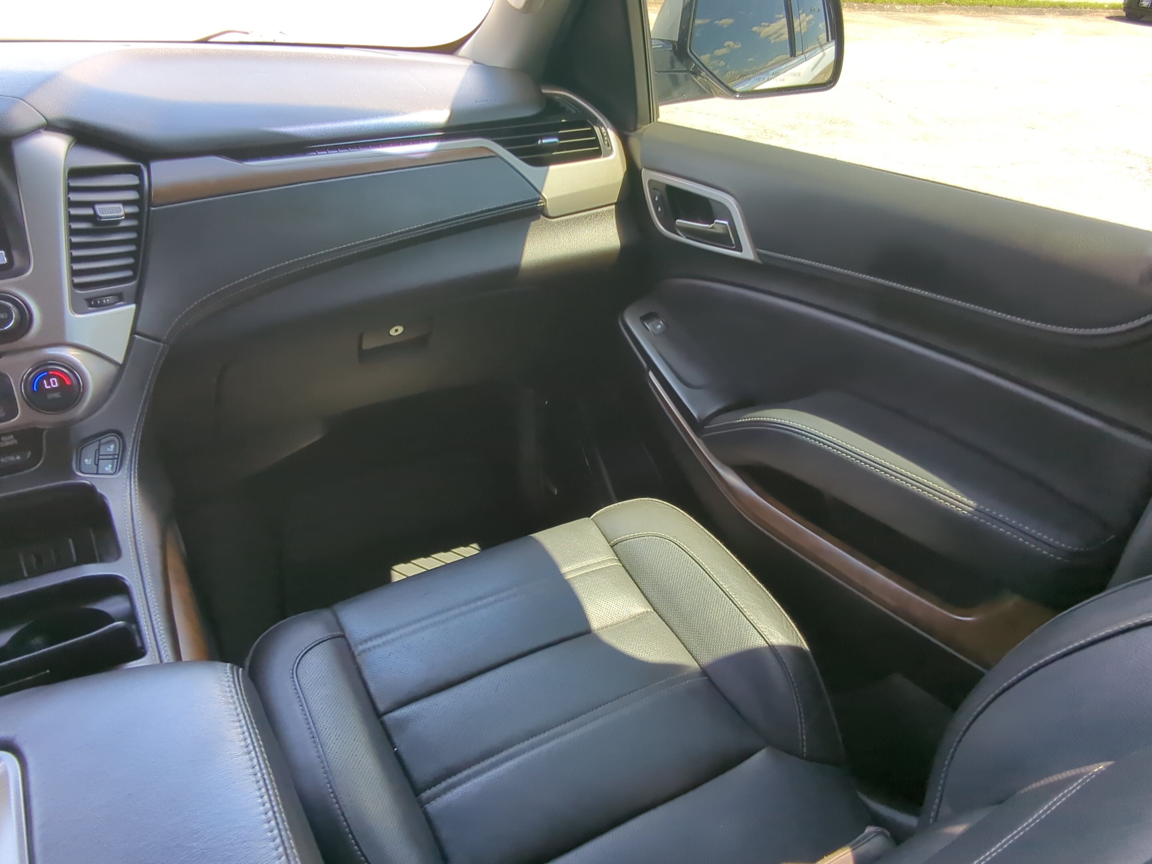 Used 2019 GMC Yukon Denali w/ Denali Ultimate Package AWD/4WD image 15