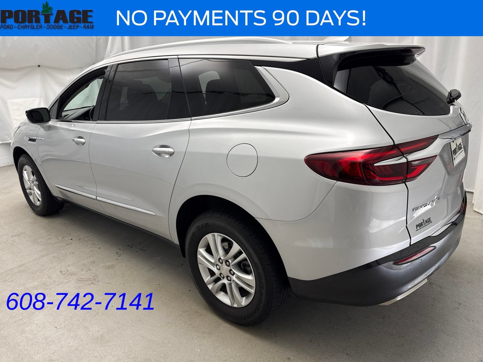 Used 2021 Buick Enclave Essence FWD image 4