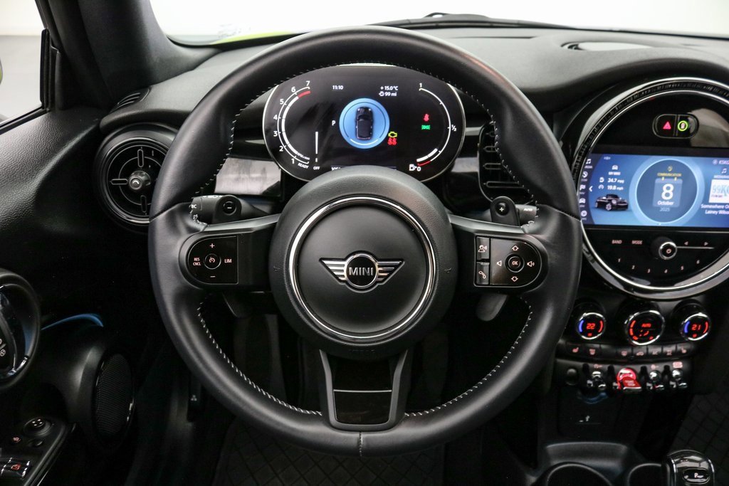 Used 2024 MINI Cooper S w/ Signature Upholstery Package image 22
