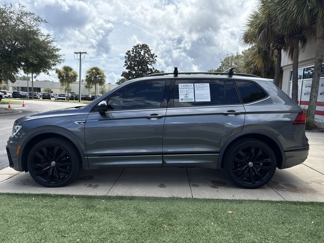 Used 2020 Volkswagen Tiguan SE R-Line AWD/4WD image 10