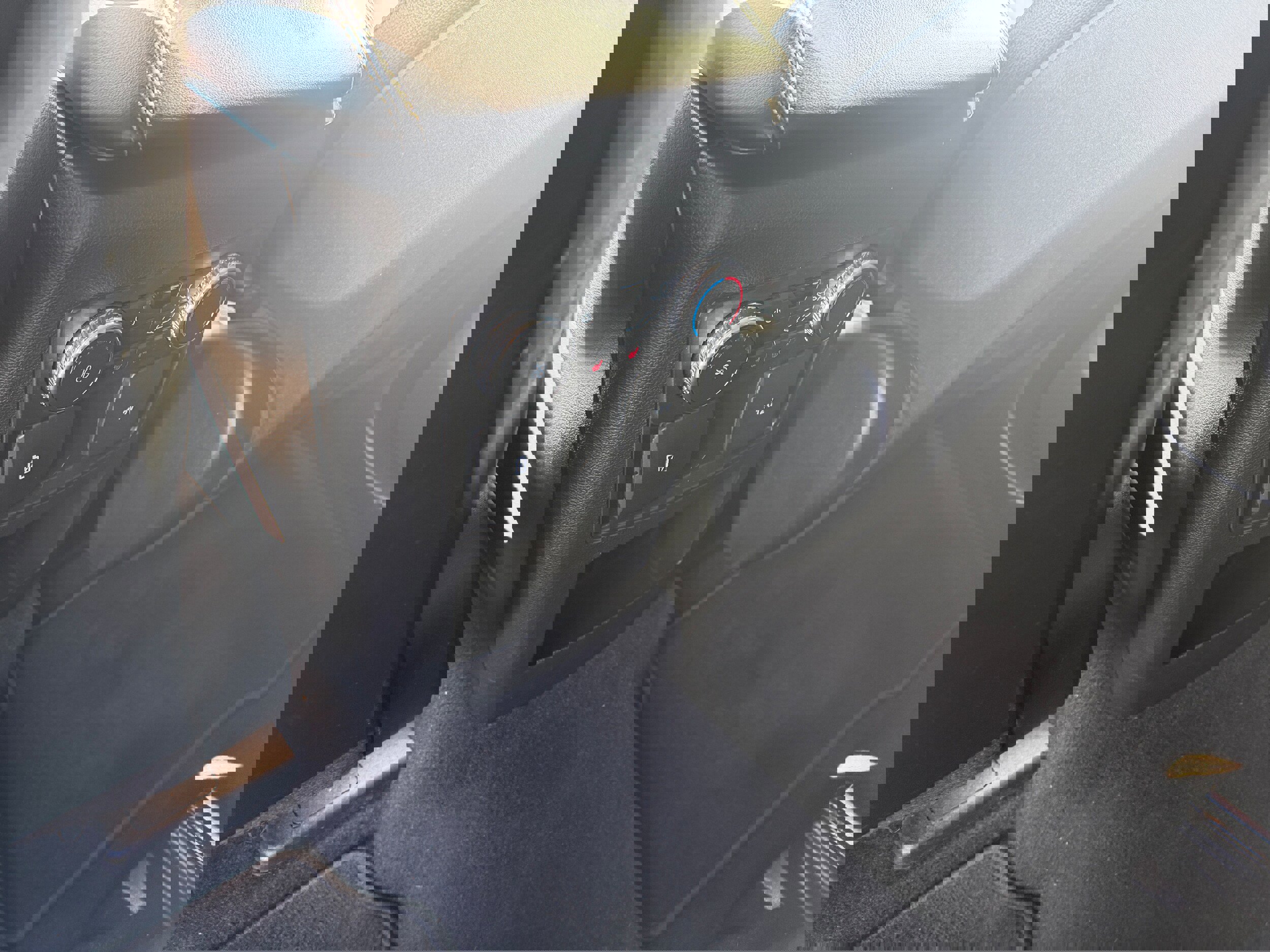 Certified 2020 Ford Explorer XLT w/ Equipment Group 202A image 19