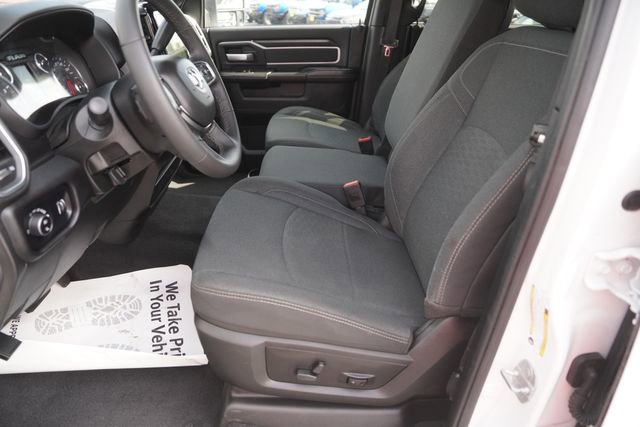 Used 2025 RAM 2500 Big Horn AWD/4WD image 9