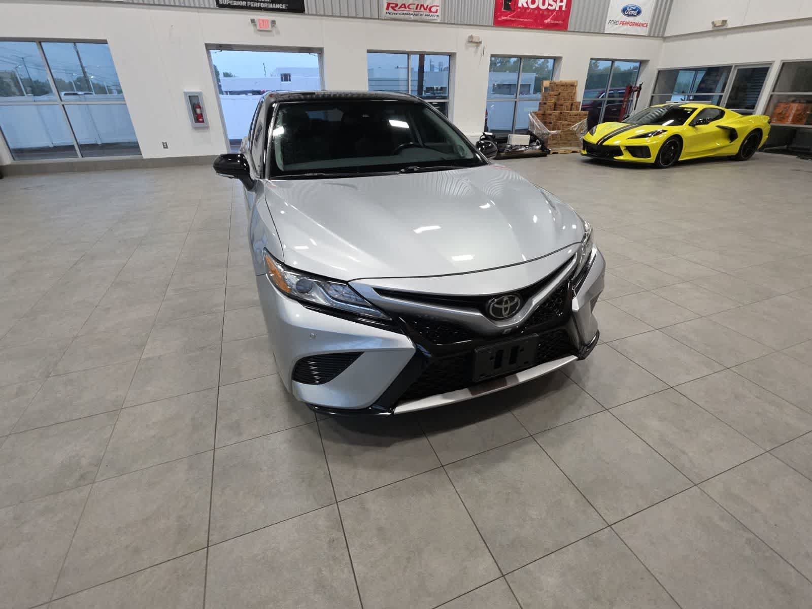 Used 2019 Toyota Camry FWD image 3