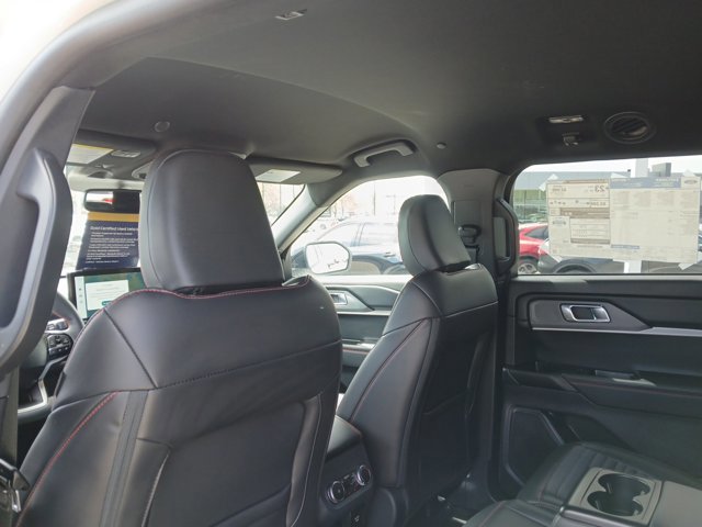 Certified 2025 Ford Explorer ST-Line w/ Premium Package AWD/4WD image 23