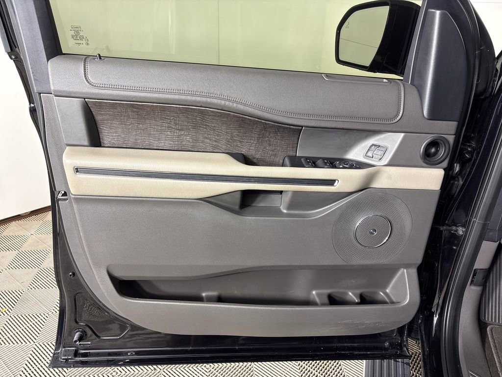Certified 2019 Ford Expedition Limited w/ Equipment Group 301A RWD image 22