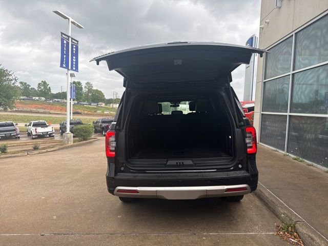 Certified 2022 Ford Expedition Max Platinum image 8