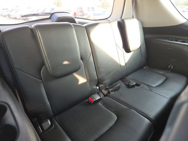 Used 2023 INFINITI QX80 Luxe w/ Cargo Package RWD image 23