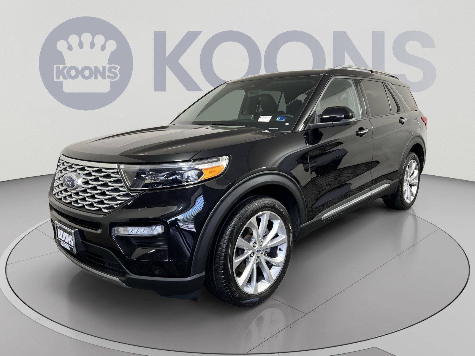 Certified 2023 Ford Explorer Platinum w/ Technology Package