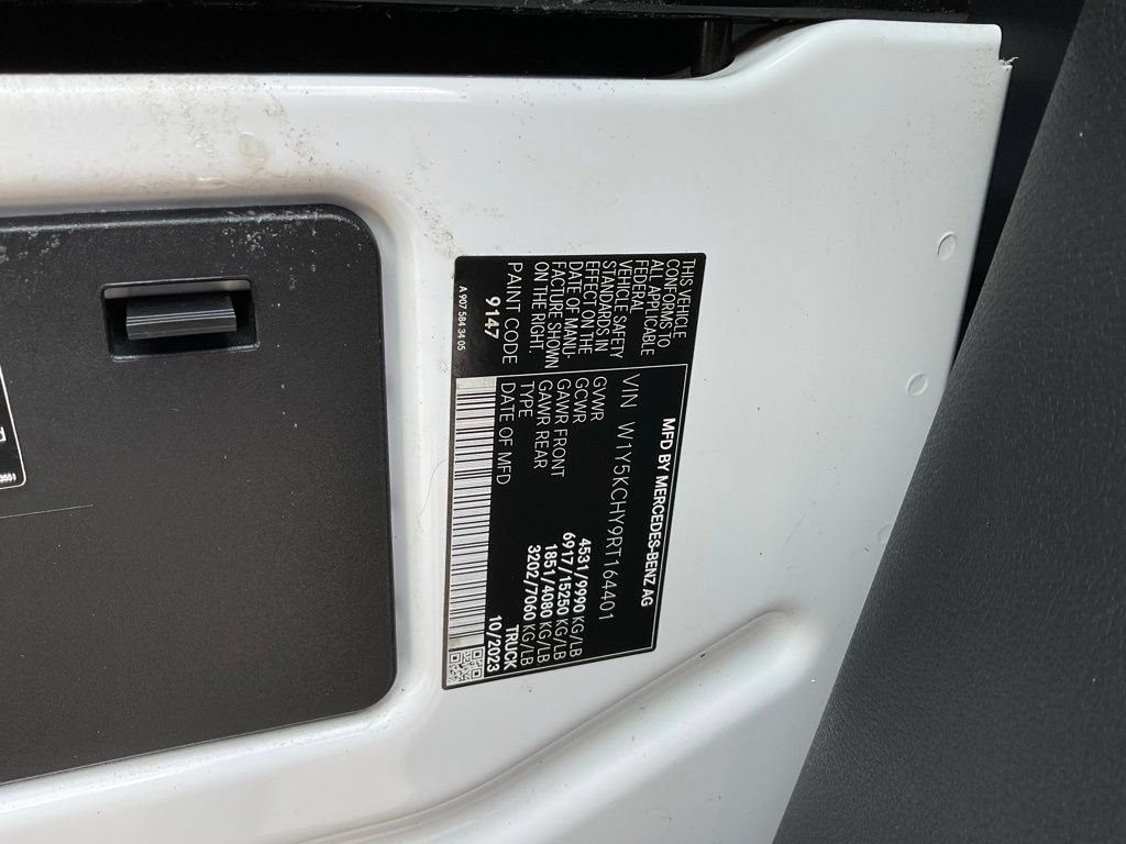 Used 2024 Mercedes-Benz Sprinter 3500 image 27