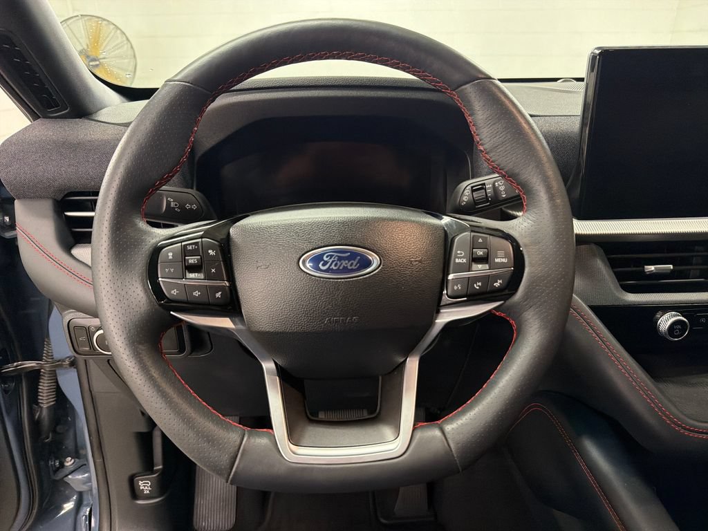Certified 2026 Ford Explorer ST-Line w/ ST-Line Street Pack RWD image 18
