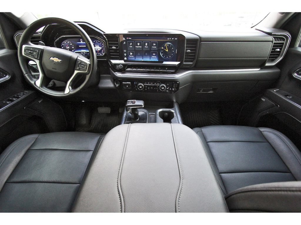 Used 2023 Chevrolet Silverado 1500 LTZ w/ LTZ Convenience Package II AWD/4WD image 10