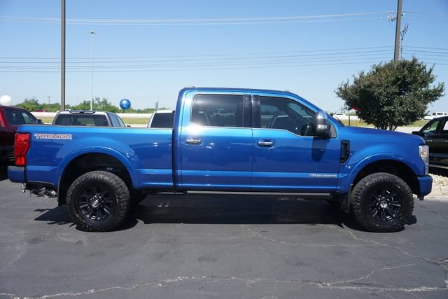 Certified 2022 Ford F350 Platinum w/ Tremor Off-Road Package AWD/4WD image 5