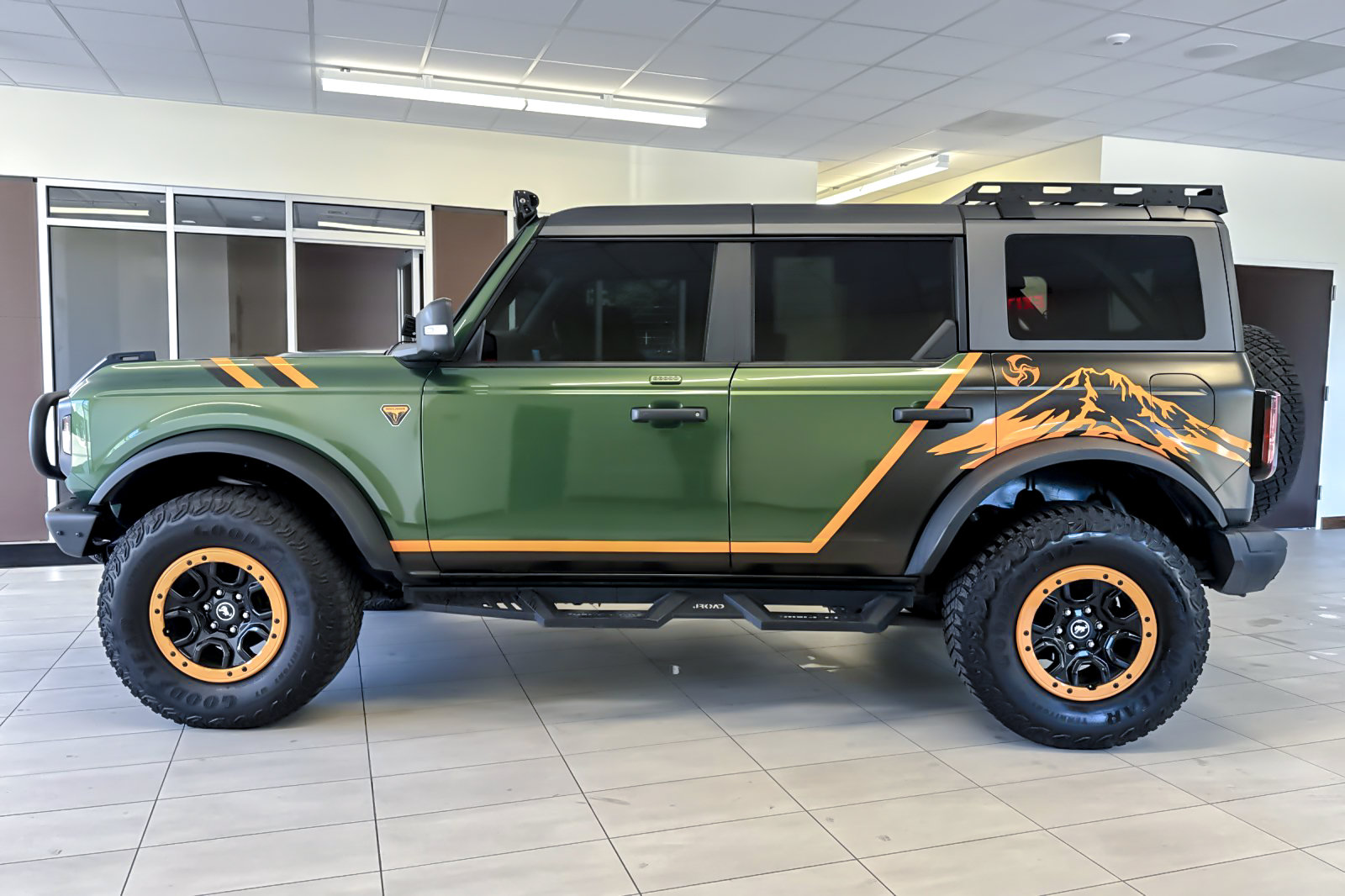Certified 2022 Ford Bronco Badlands AWD/4WD image 7