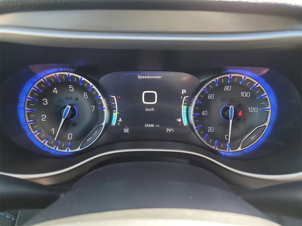 Used 2021 Chrysler Pacifica Touring image 30