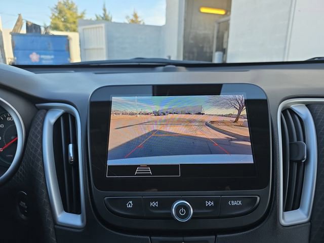 Used 2024 Chevrolet Malibu LT image 15