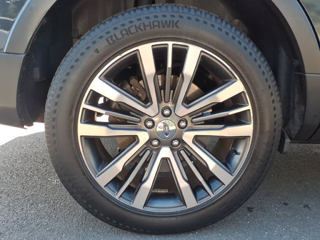 Certified 2017 Ford Explorer Platinum AWD/4WD image 26