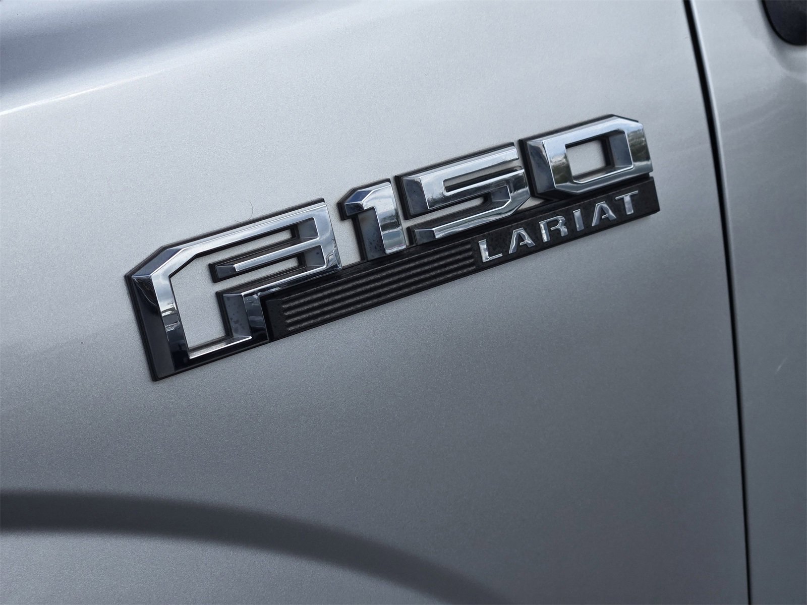 Certified 2017 Ford F150 Lariat image 11