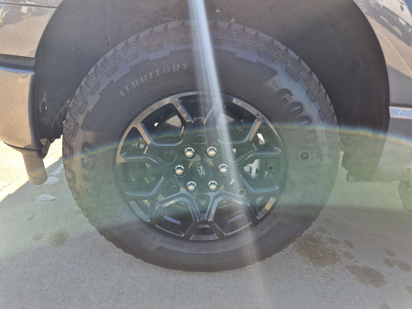 Certified 2025 Ford F150 Lariat w/ FX4 Off-Road Package image 7